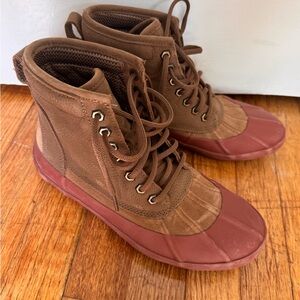 LL Bean Women's Tan Lace-Up Duck Boots